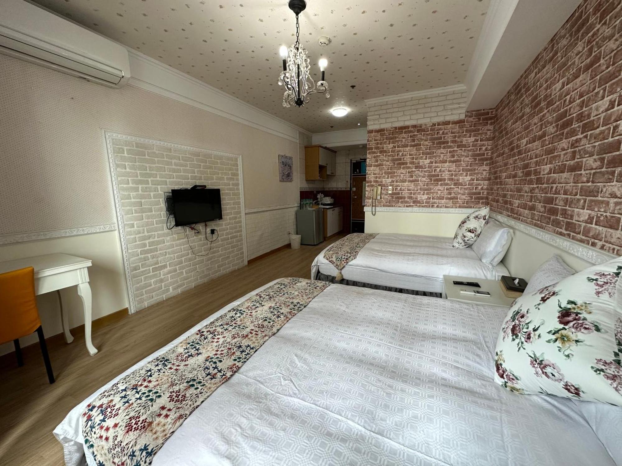 Ct Theme Suite Kaohsiung Dış mekan fotoğraf