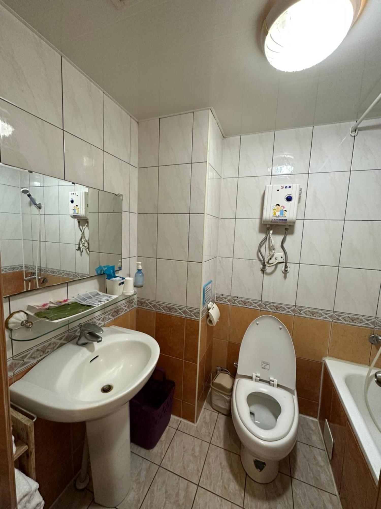 Ct Theme Suite Kaohsiung Dış mekan fotoğraf